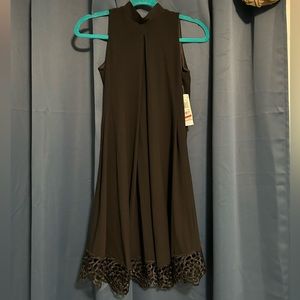 Petite S - Black Dress